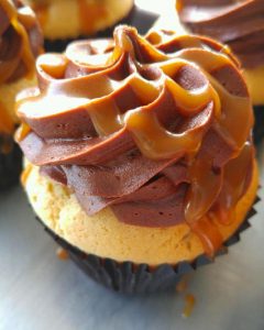 Butter-Cream-Cupcakery-3-240x300